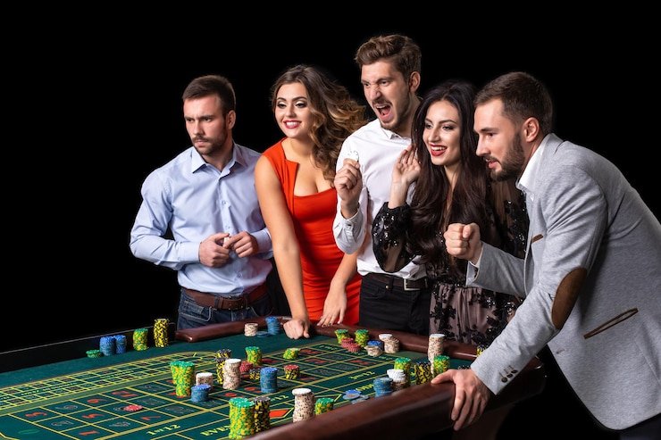 link rajahoki123 live-dealer studio broadcasting HD blackjack and roulette tables with professional croupiers